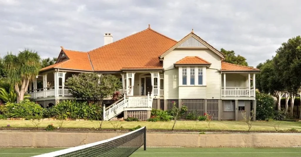 32 Sutherland Ave Ascot